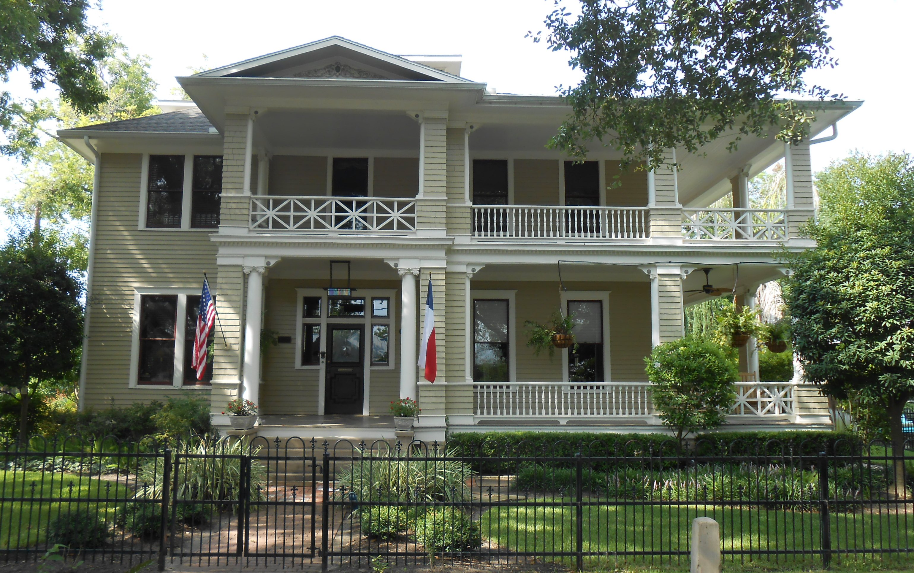 Photo of Max Bettin House