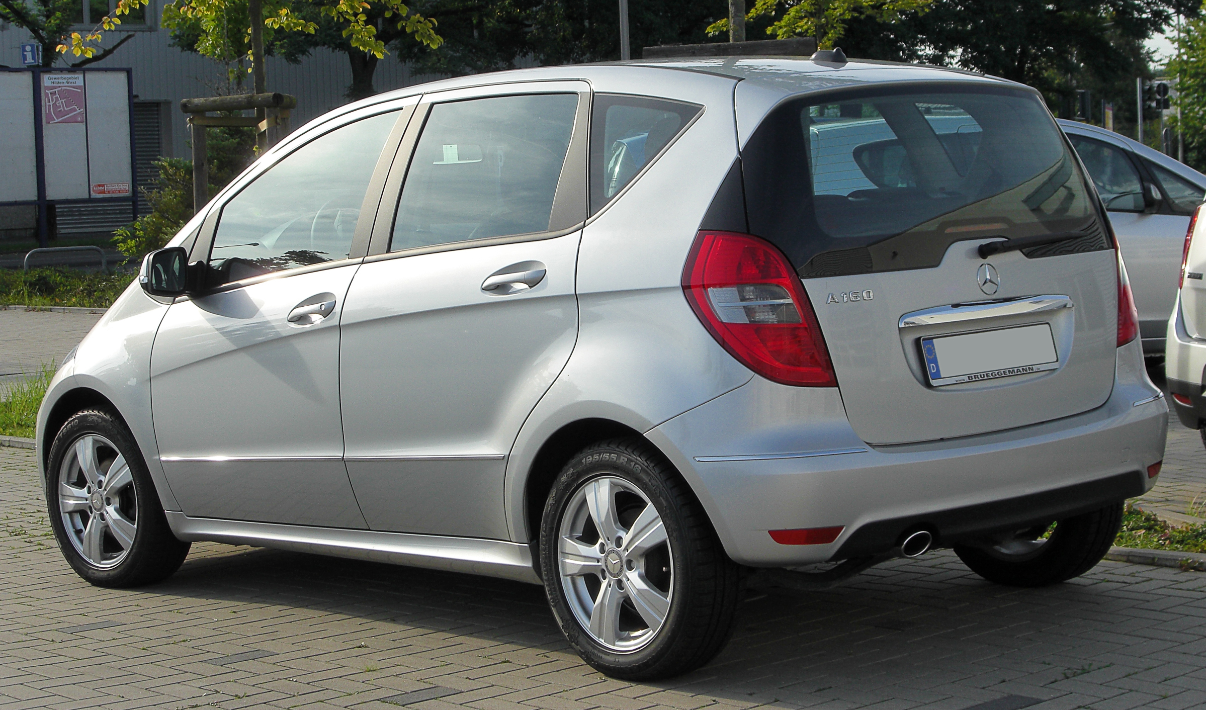 File:Mercedes A 160 BlueEFFICIENCY Avantgarde (W169) Facelift rear  20100911.jpg - Wikimedia Commons