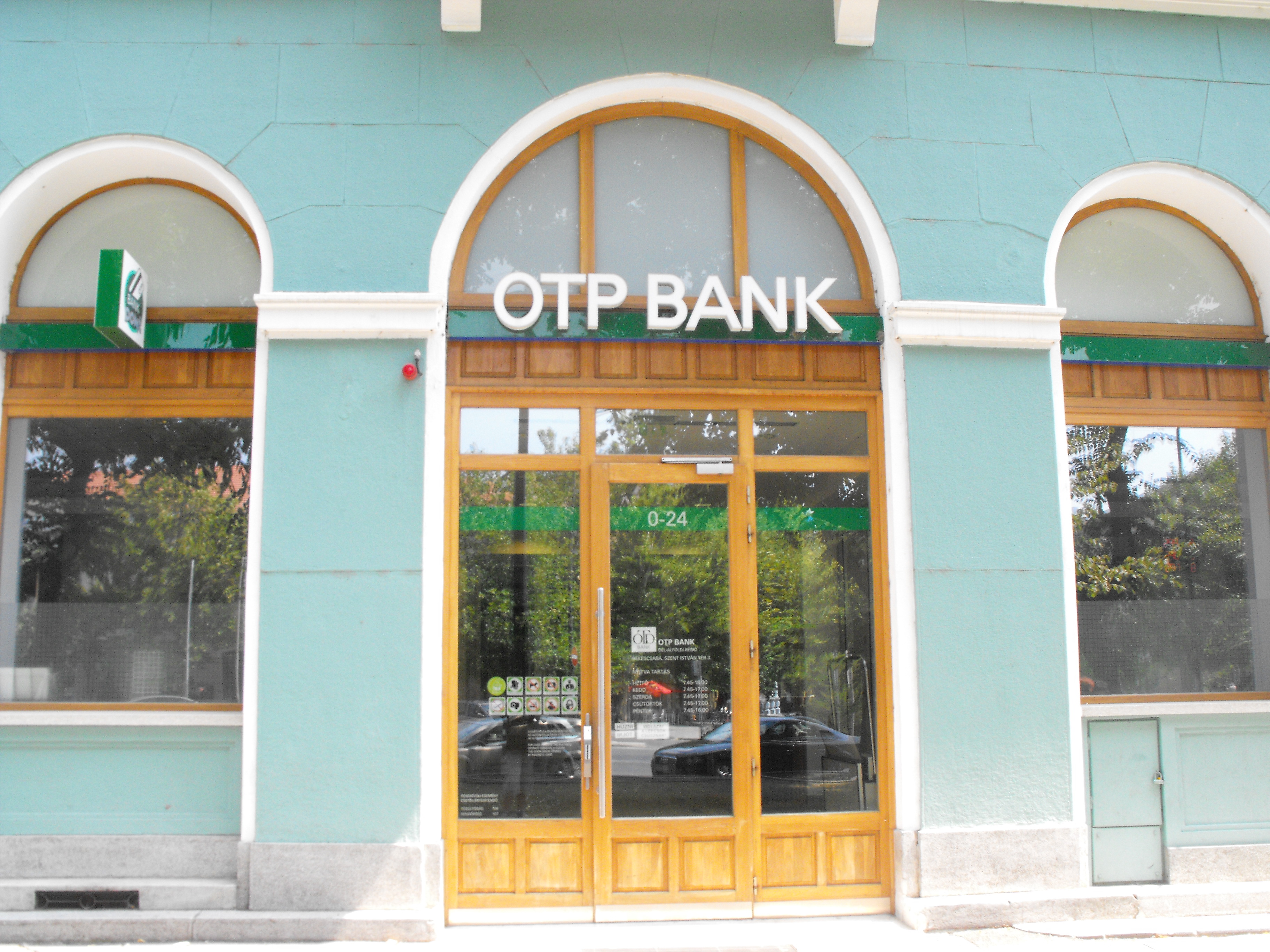 Békéscsaba Otp Bank Szt István Tér Nyitvatarts