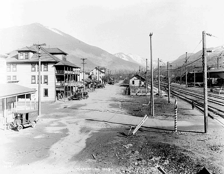 File:Street scene in Skykomish, ca 1928 (PICKETT 679).jpg