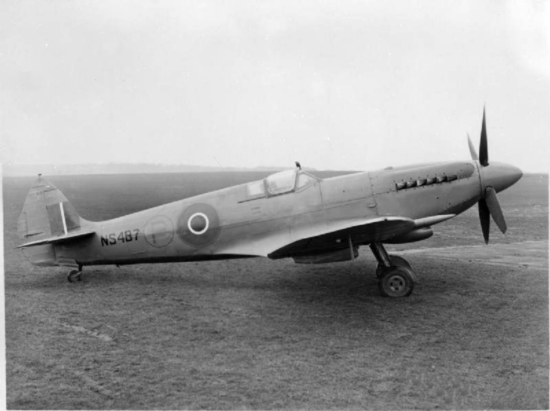 File:Supermarine Type 377 Seafire Mk.XV ExCC.jpg