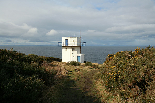 File:The Gordonstoun Tower - geograph.org.uk - 711330.jpg