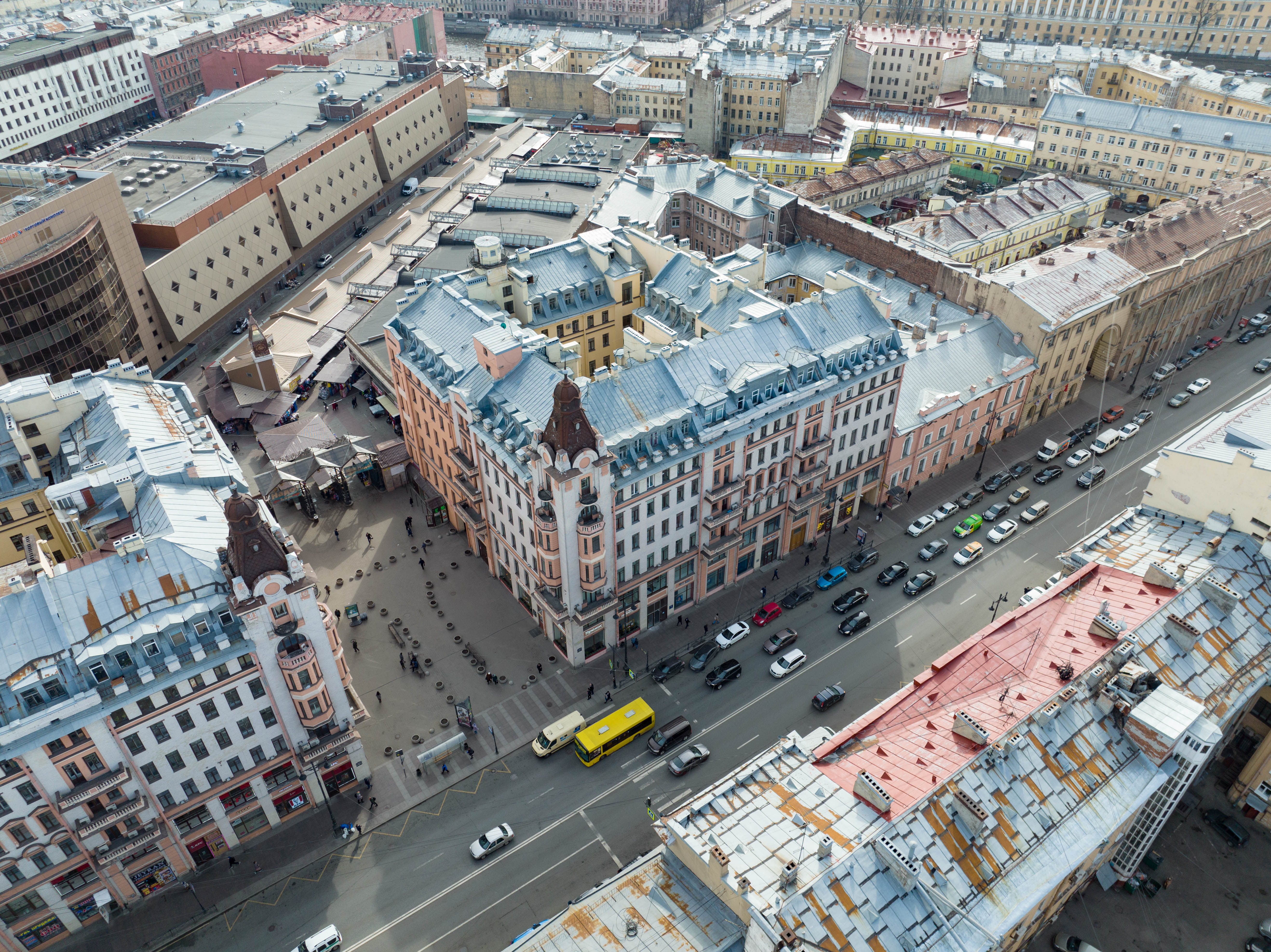 Файл:Санкт-Петербург, Московский 6 сверху.jpg — Википедия