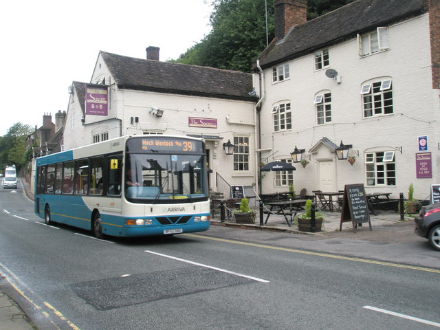 File:39 bus in The Wharfage - geograph.org.uk - 1462596.jpg