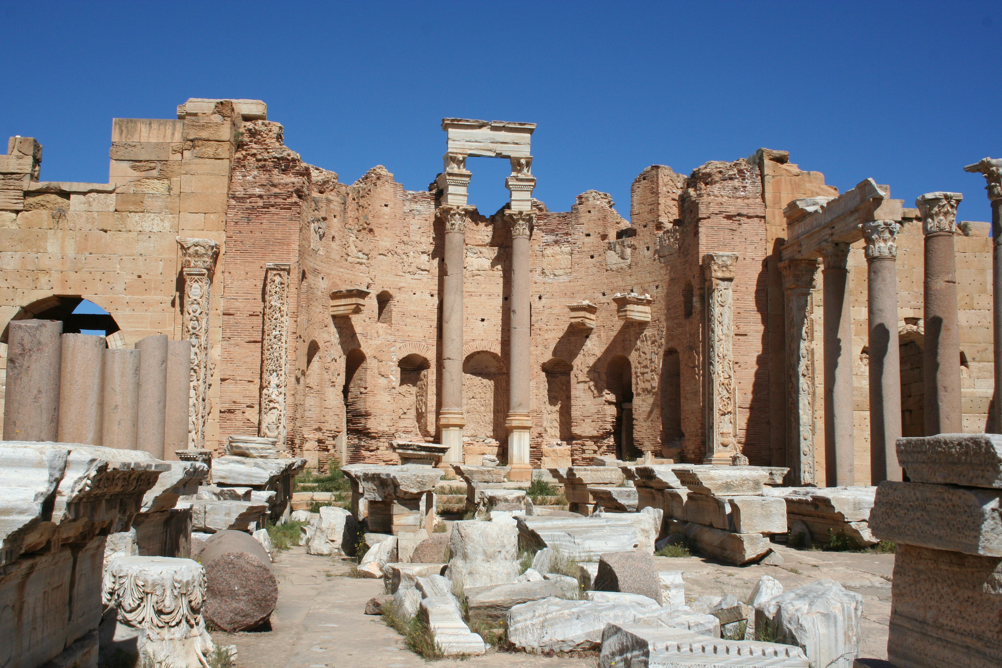 Базилика 9. Музей Лептис Магна. Лептис-Магна. Лептис Магна мозаика страус. Leptis Magna.