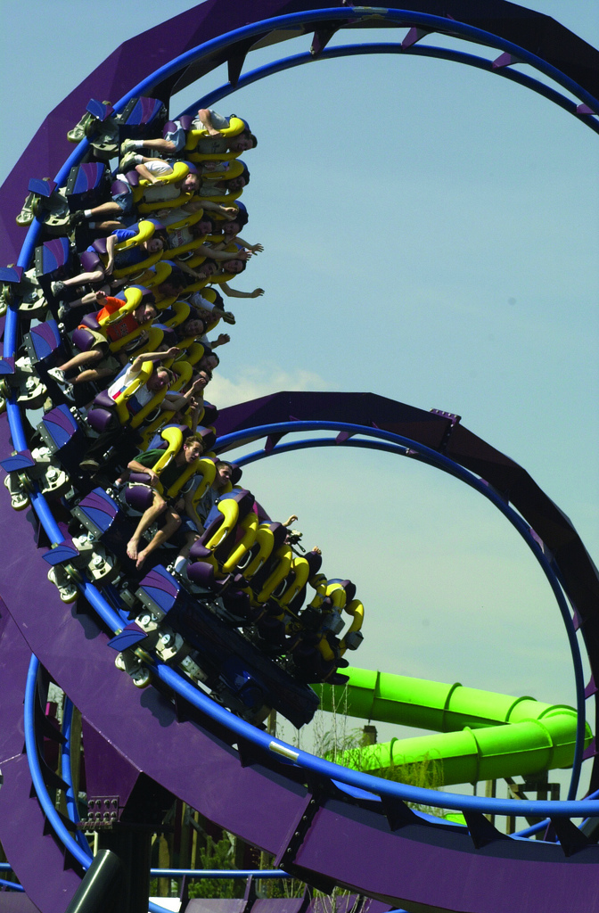 THE DARK KNIGHT Coaster - Six Flags Great Adventure