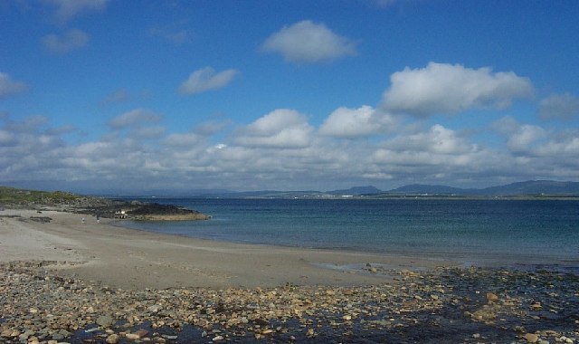 File:Beach at Port Charlotte, Islay - geograph.org.uk - 24076 (cropped).jpg