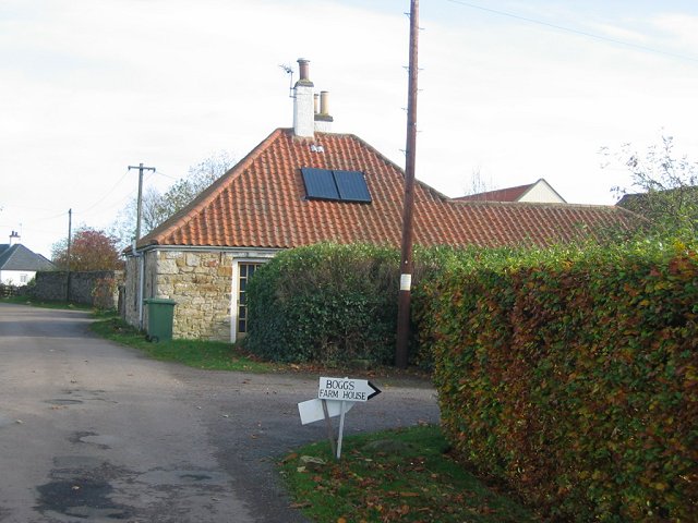 File:Boggs. - geograph.org.uk - 73656.jpg