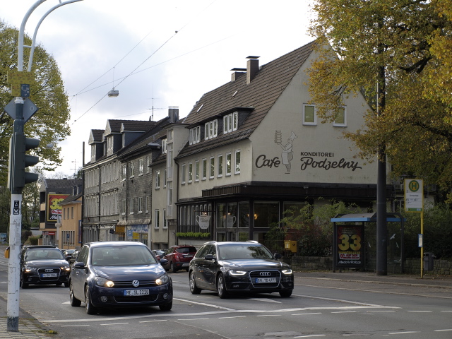 File:Cafe Podzelny Wuppertal-Cronenfeld 15.jpg - Wikimedia Commons