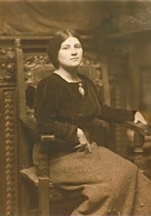 File:Evangelina Alciati.jpg