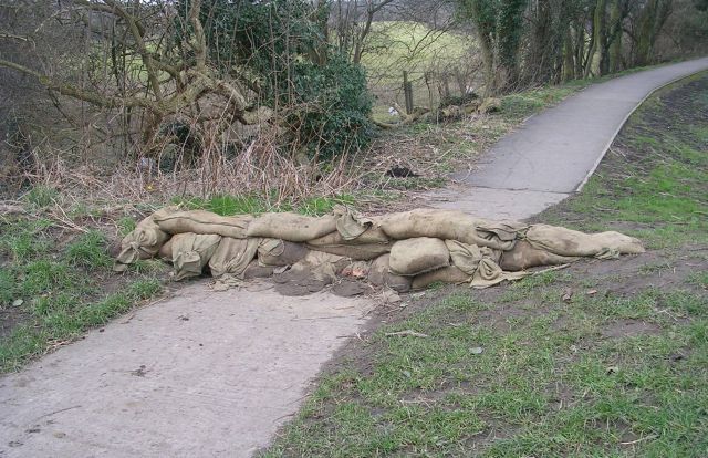 File:Flood Defences on Riverside Footpath - geograph.org.uk - 716139.jpg