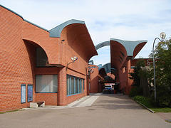 Community center complex by Reima Pietilä