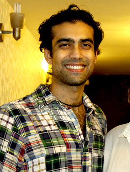 File:Jubin Nautiyal record a song.jpg