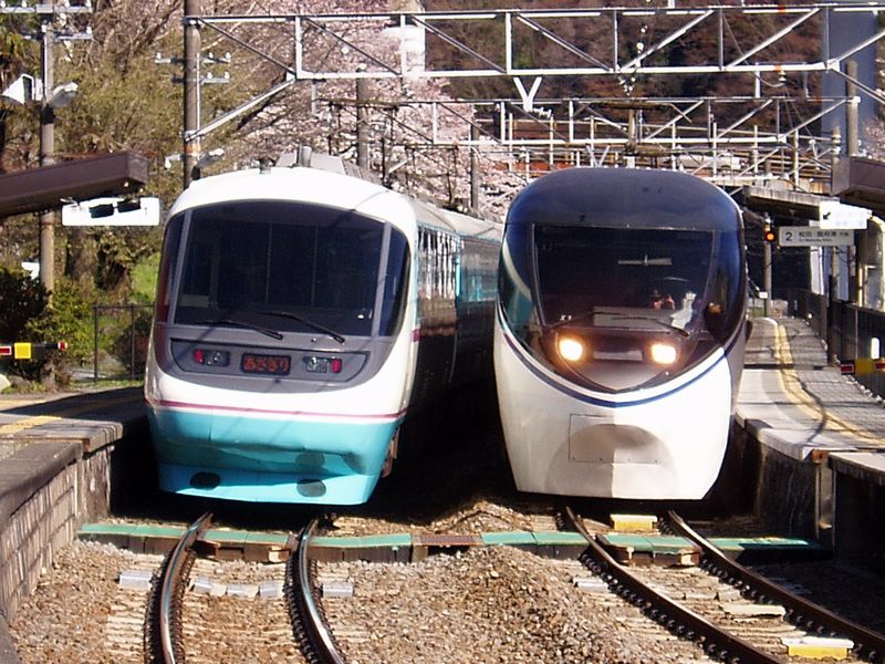File:Limited Express Asagiri.jpg