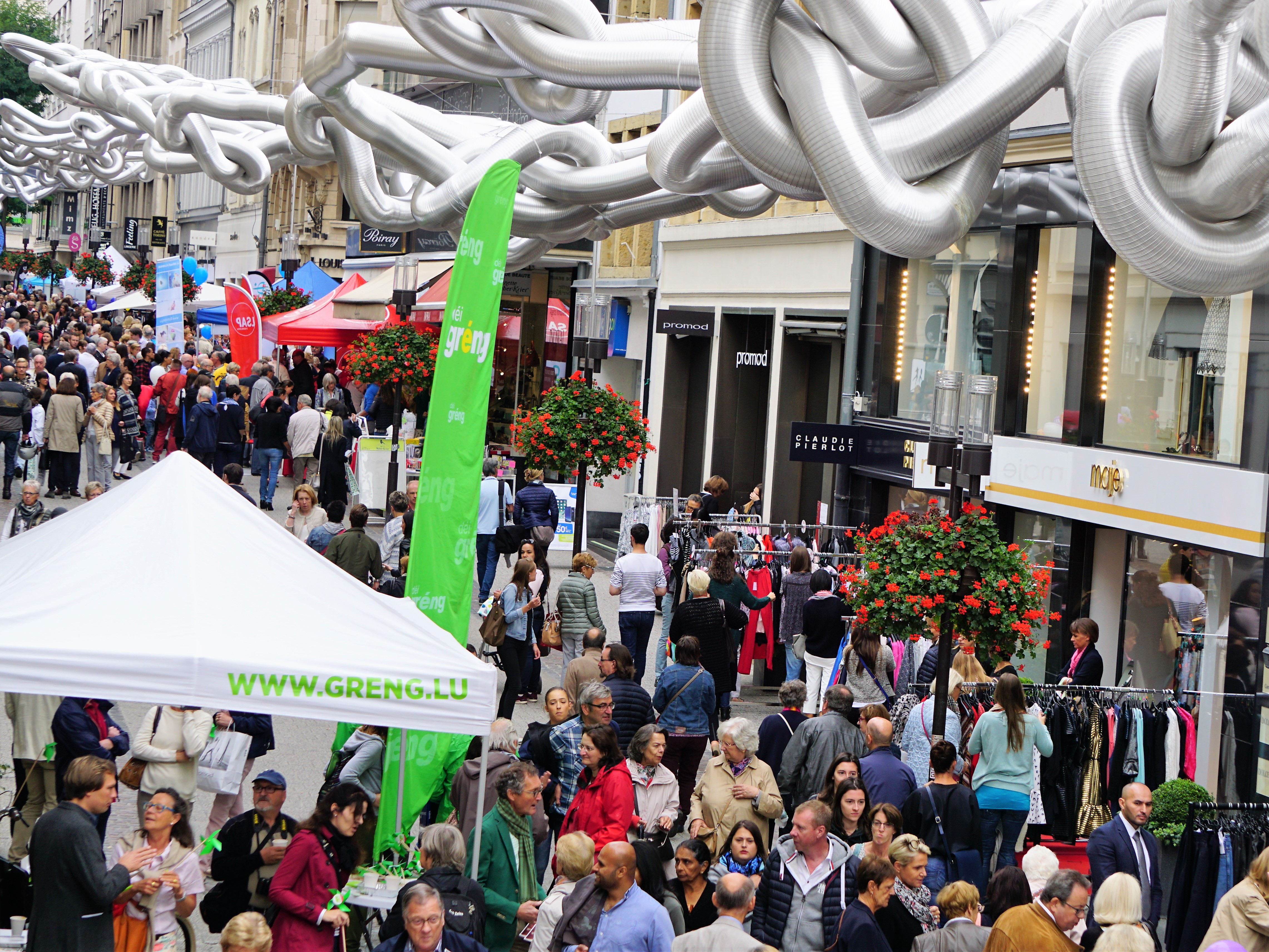 File Luxembourg Braderie 2017 01 .jpg Wikimedia Commons