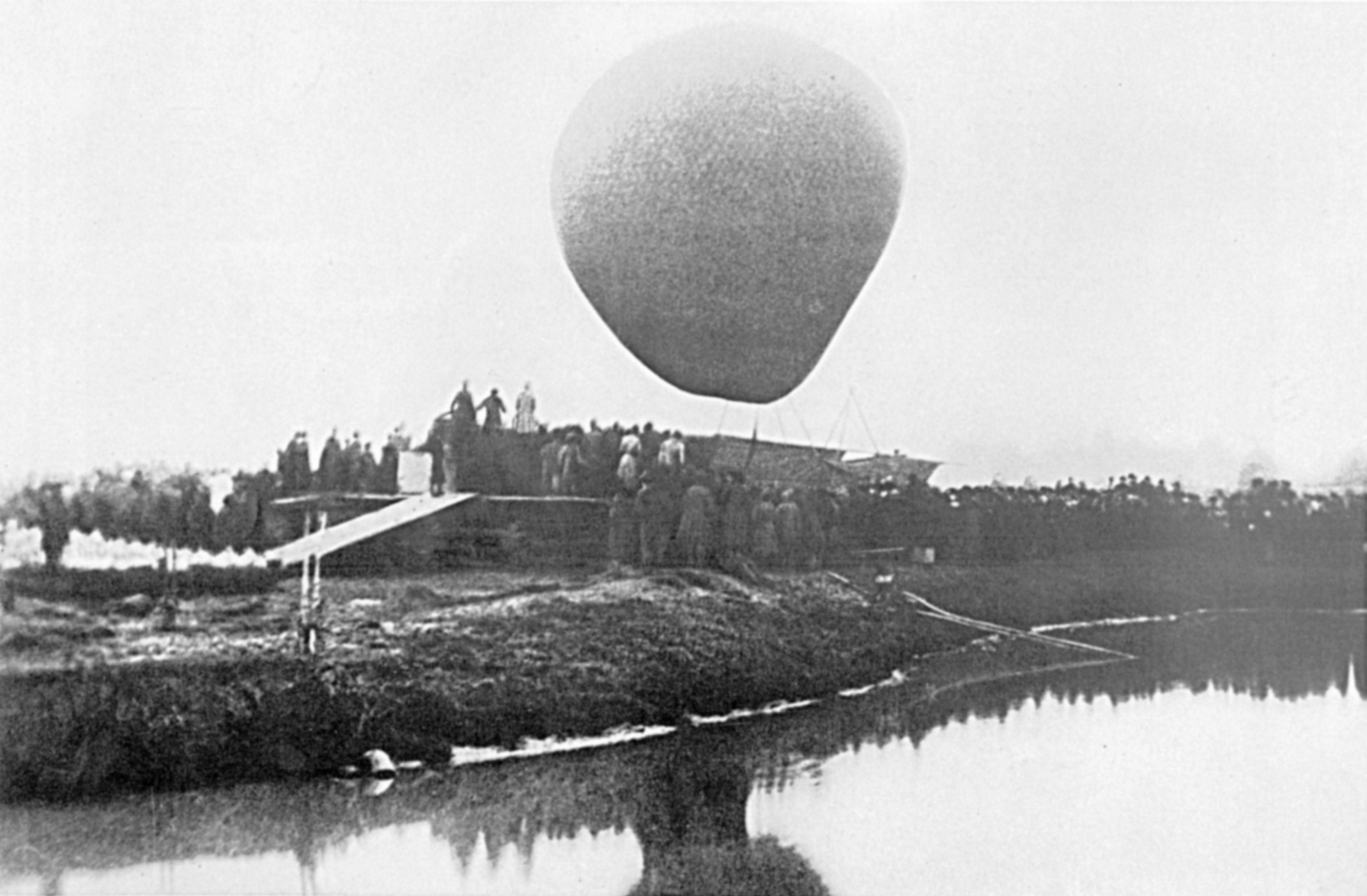 Клин шаров. Полет Менделеева на воздушном шаре 1887. Первый полет Менделеева на аэростате. Менделеев стратостат.
