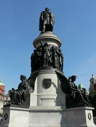 File:O'Connell Monument, O'Connell Street, Dublin, Ireland.jpg