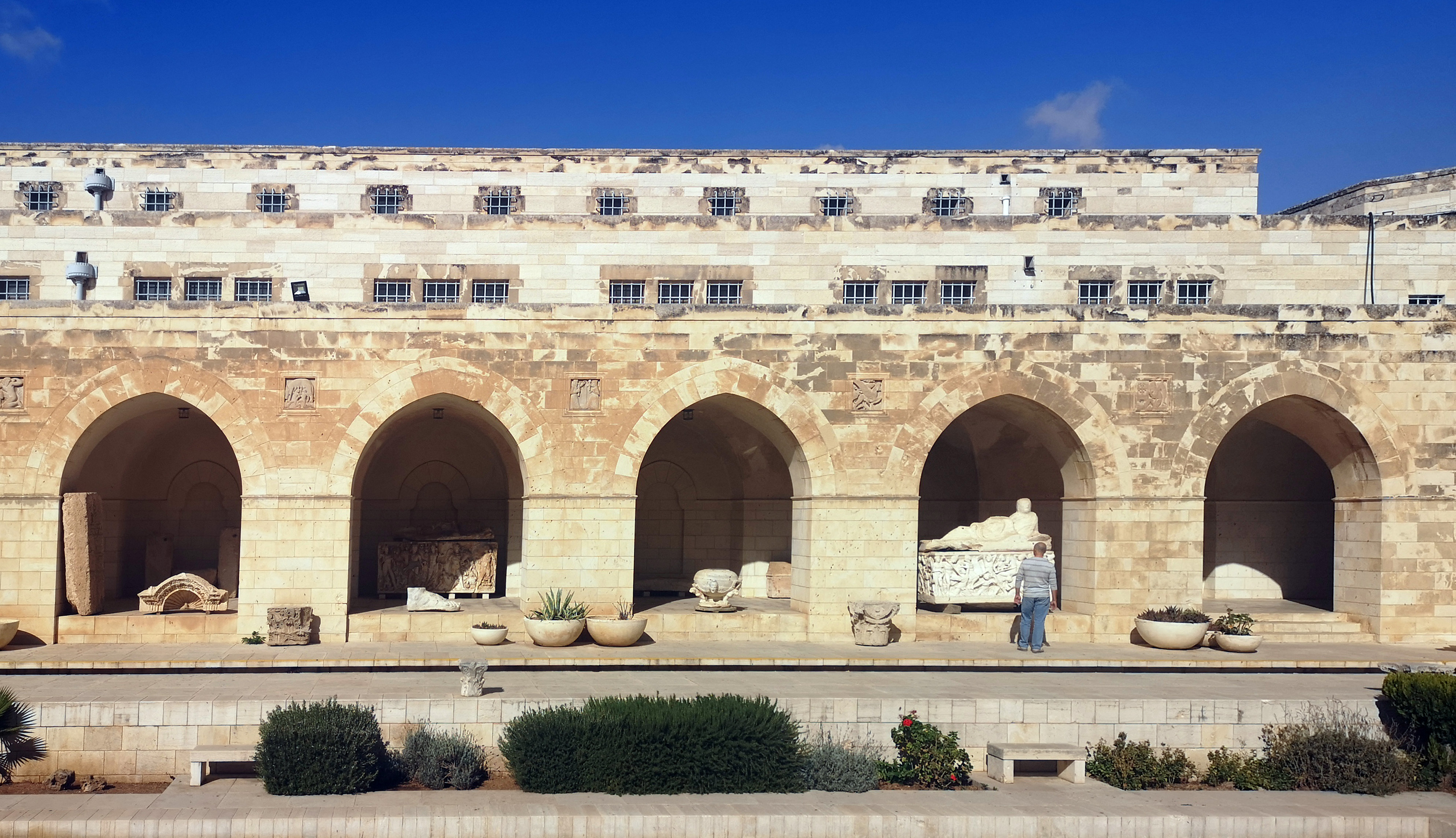 File Pikiwiki Israel At The Rockefeller Museum In Jerusalem Jpg Wikimedia Commons