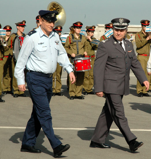 File:Stanisław Targosz visit to Israel, March 2006. I.jpg