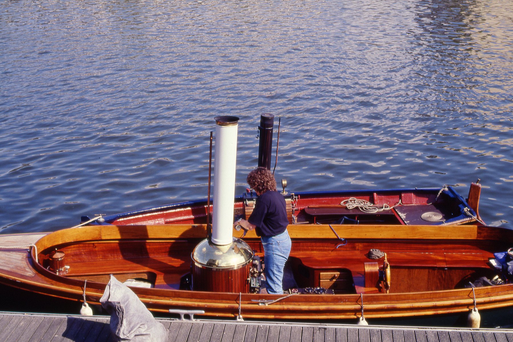 Steam boat off a harbour mouth фото 108