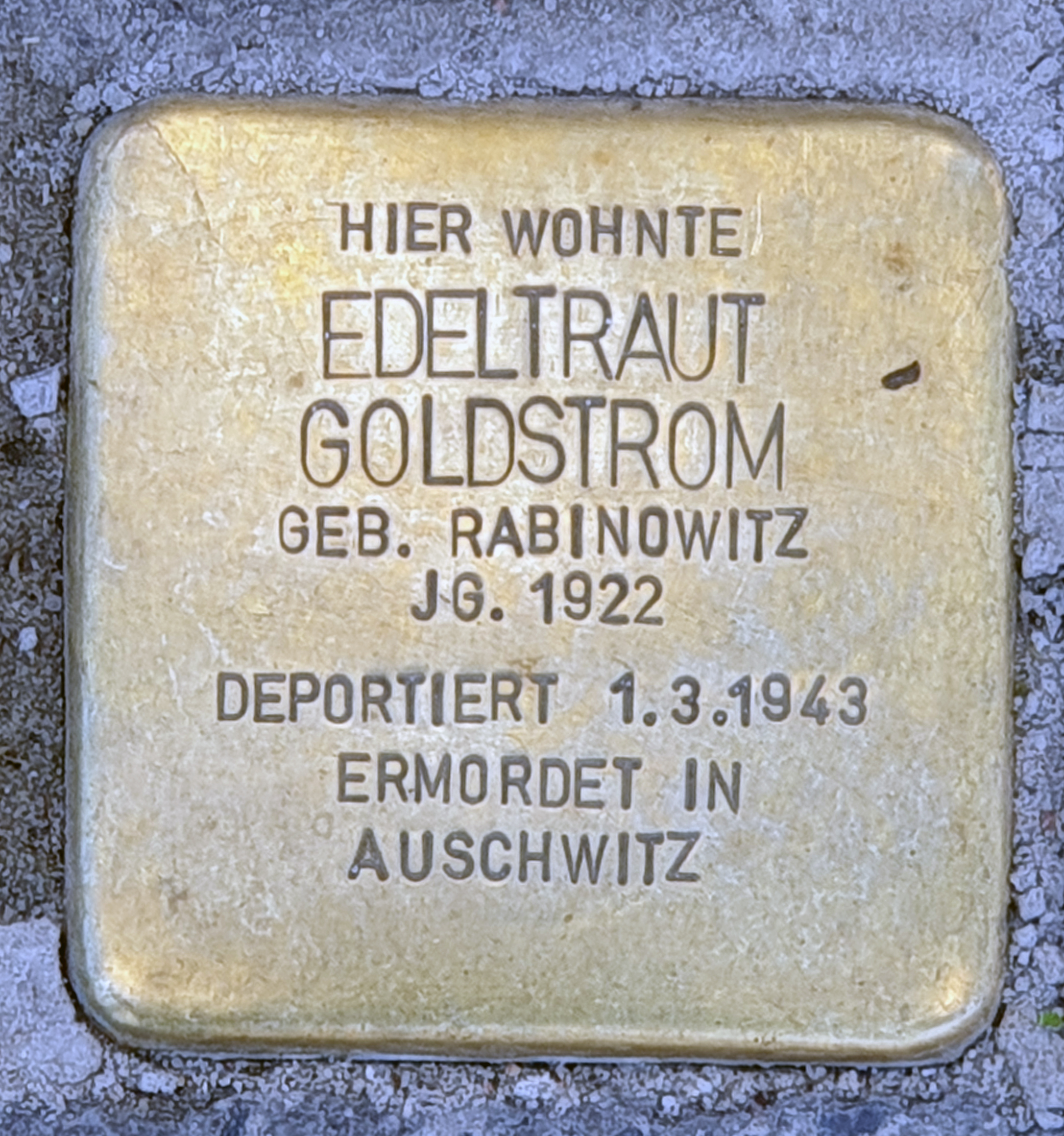 File:Stolperstein Krumme Str 47 (Charl) Edeltraut Goldstrom.jpg - Wikimedia  Commons