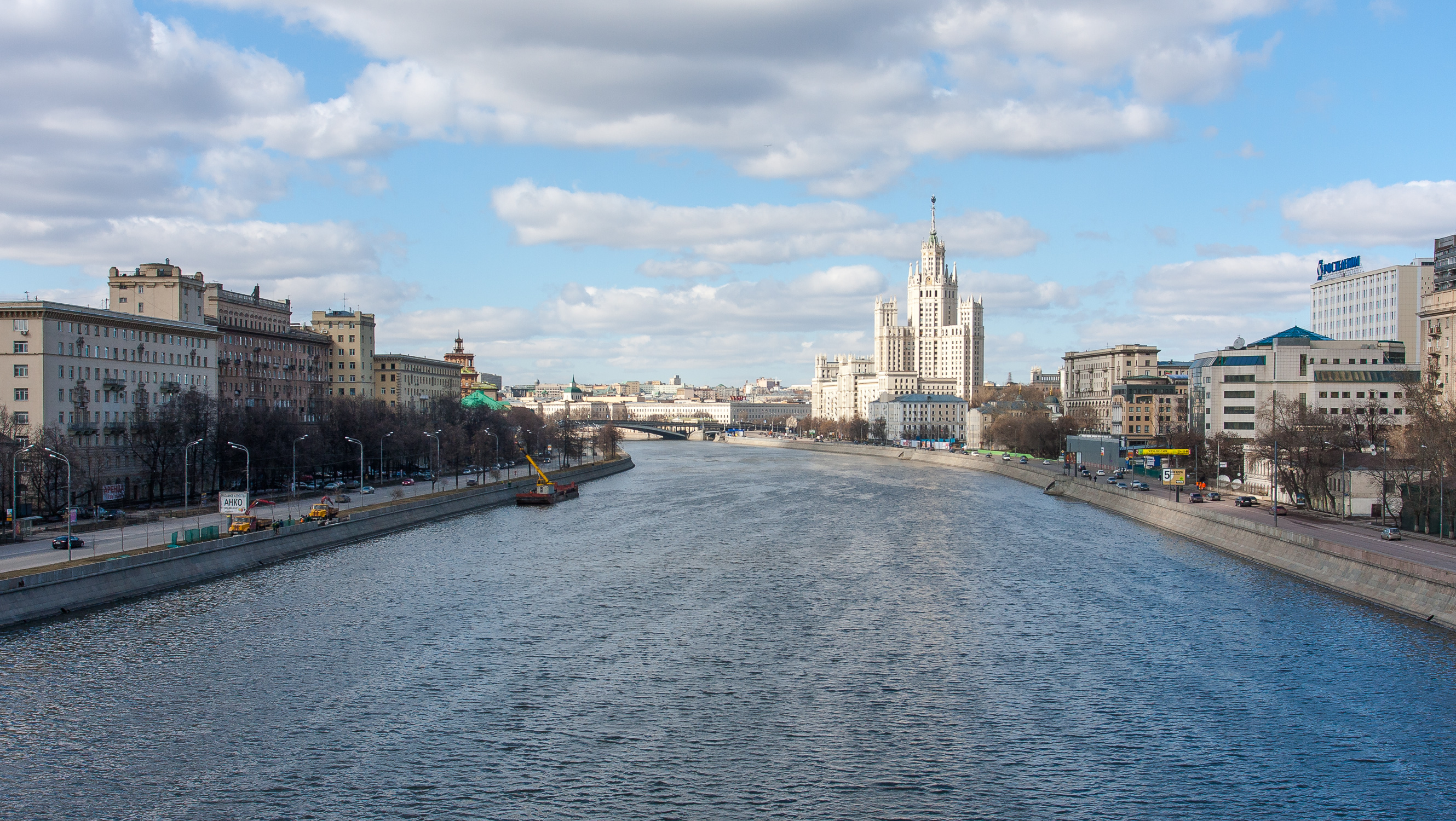 Москва река дно