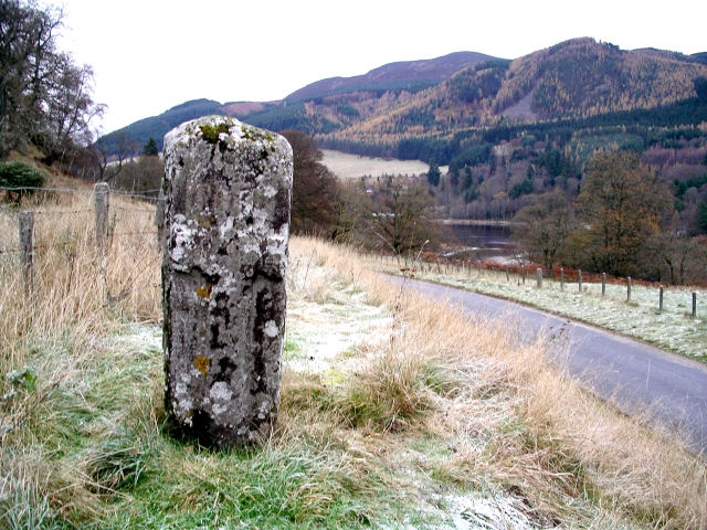 File:The Priest or Chapel Stone, near Wester Clunie - geograph.org.uk - 83316.jpg