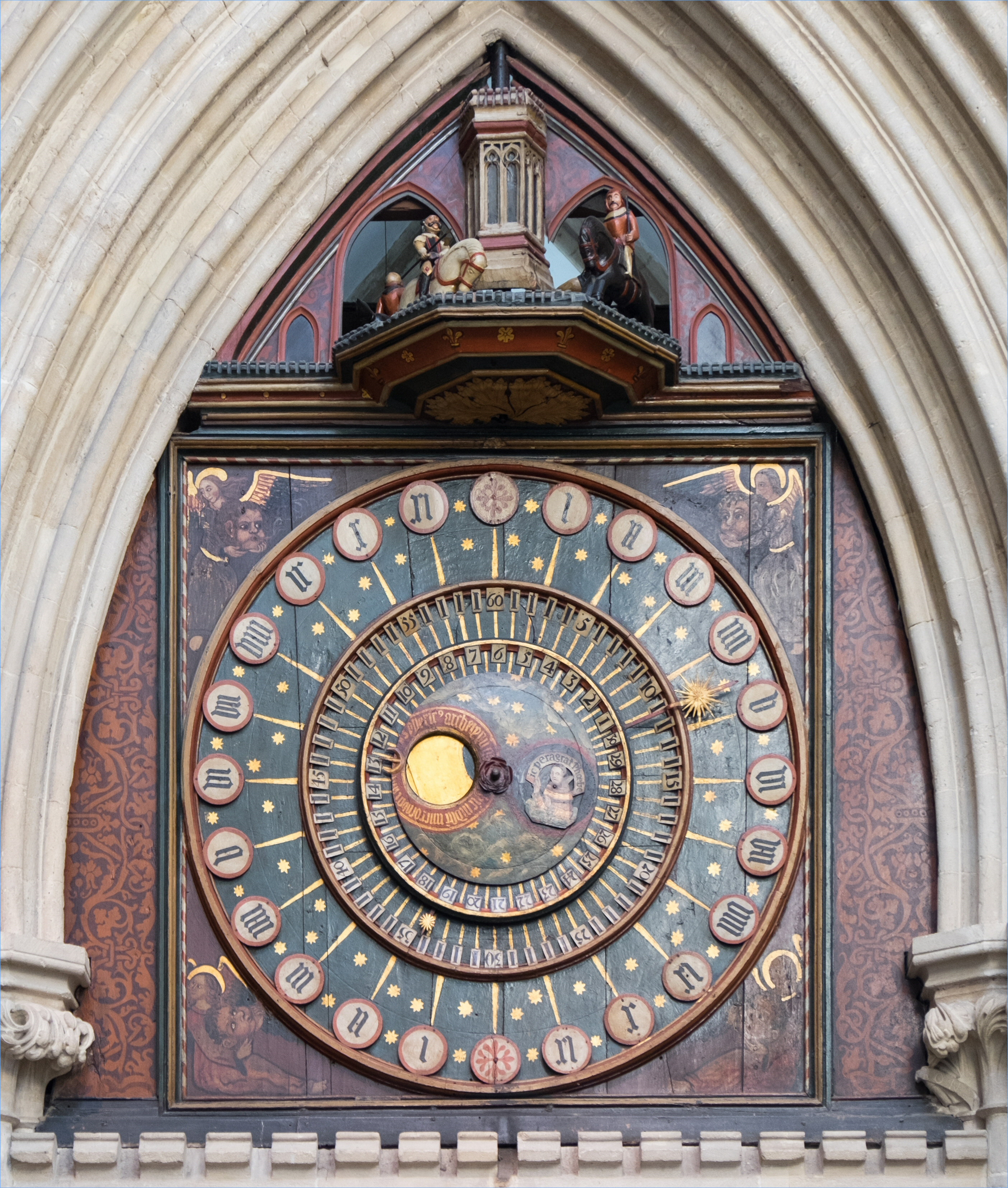 Astronomical clock - Wikipedia