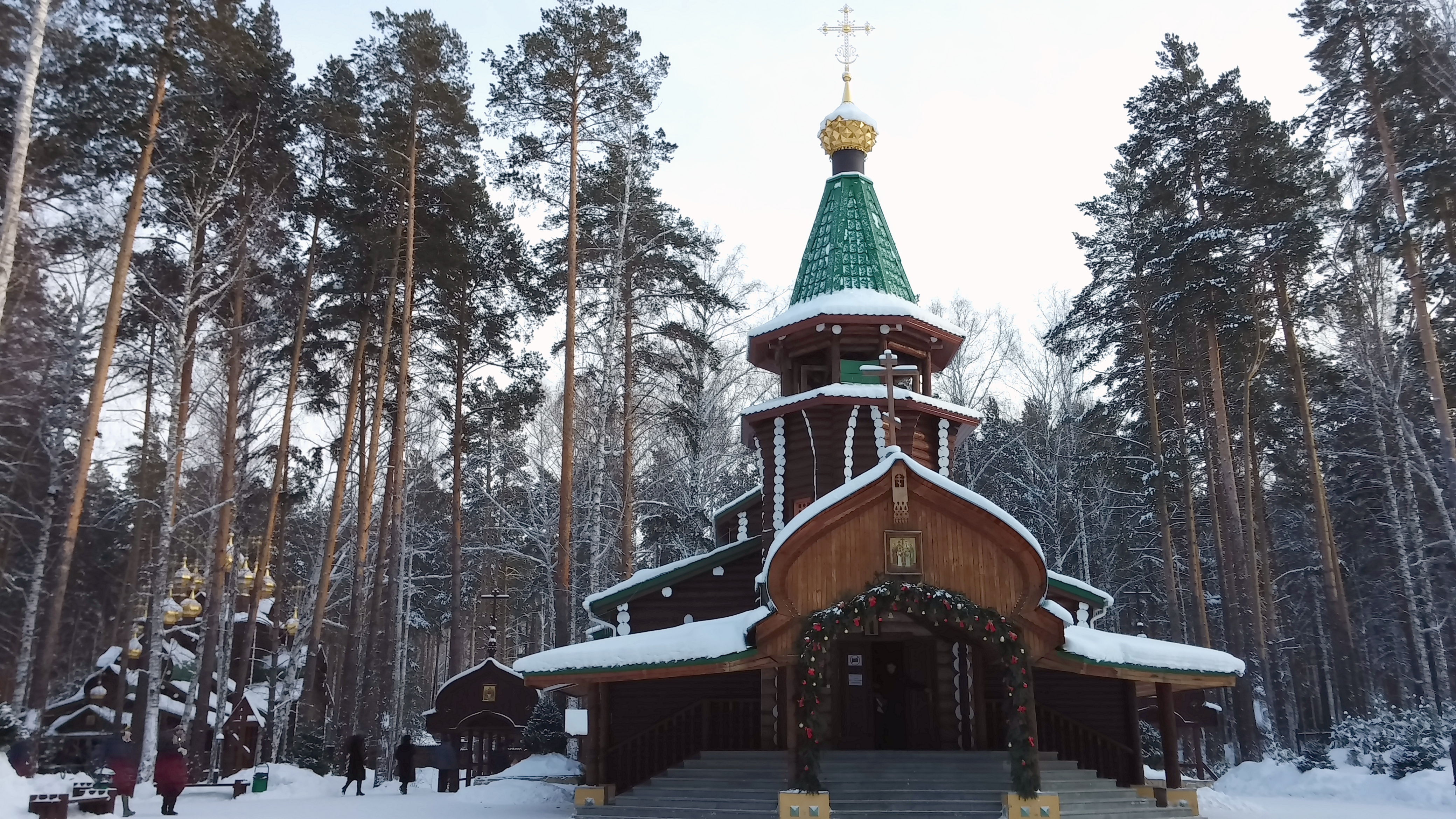 храм святых царственных страстотерпцев курск