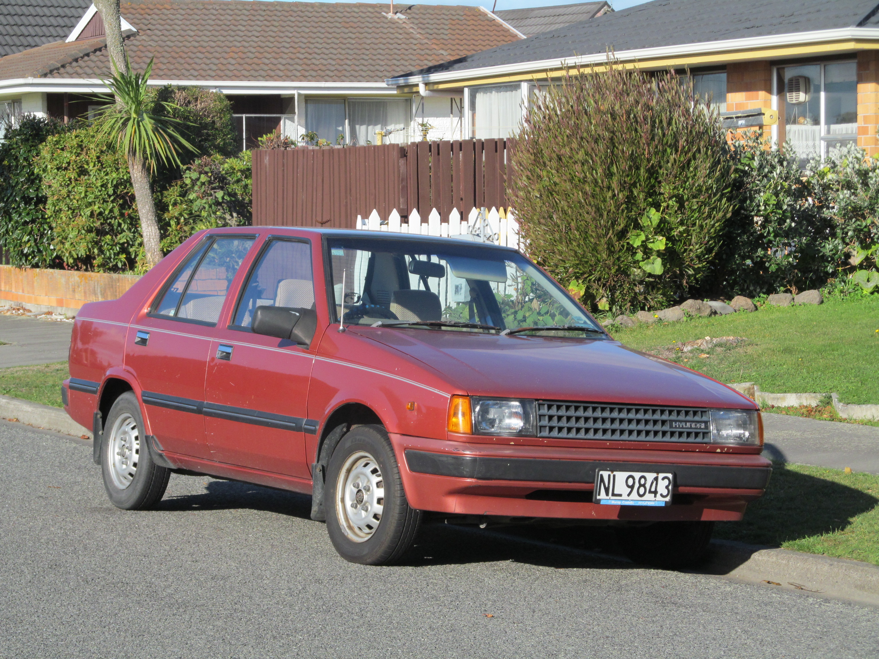 1987 hyundai excel sedan