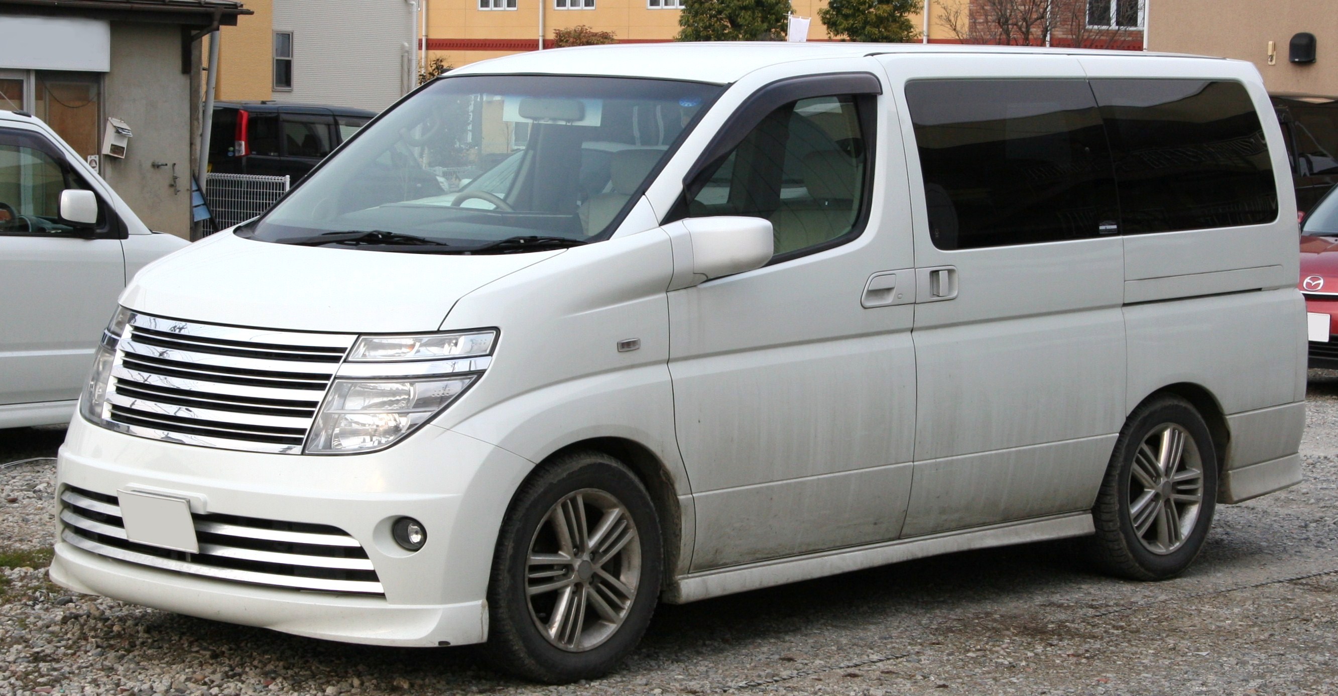 Nissan elgrand 2011 wiki #10