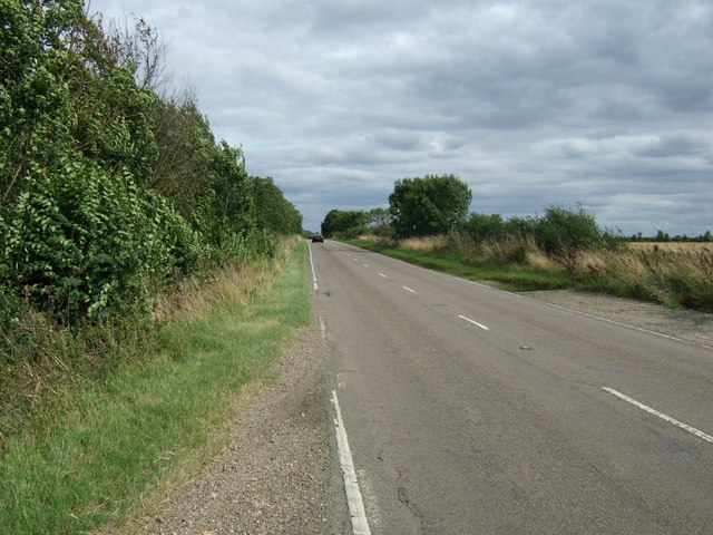 File:B1090 heading south east - geograph.org.uk - 4125621.jpg