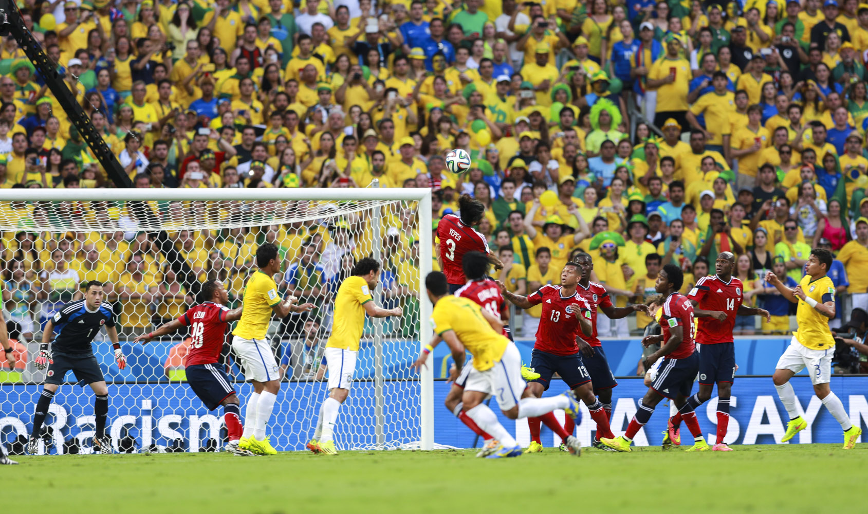 File:Brazil and Colombia match at the FIFA World Cup 2014 ...