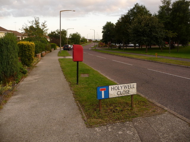 File:Canford Heath, postbox No. BH17 219, Tollerford Road - geograph.org.uk - 1417789.jpg