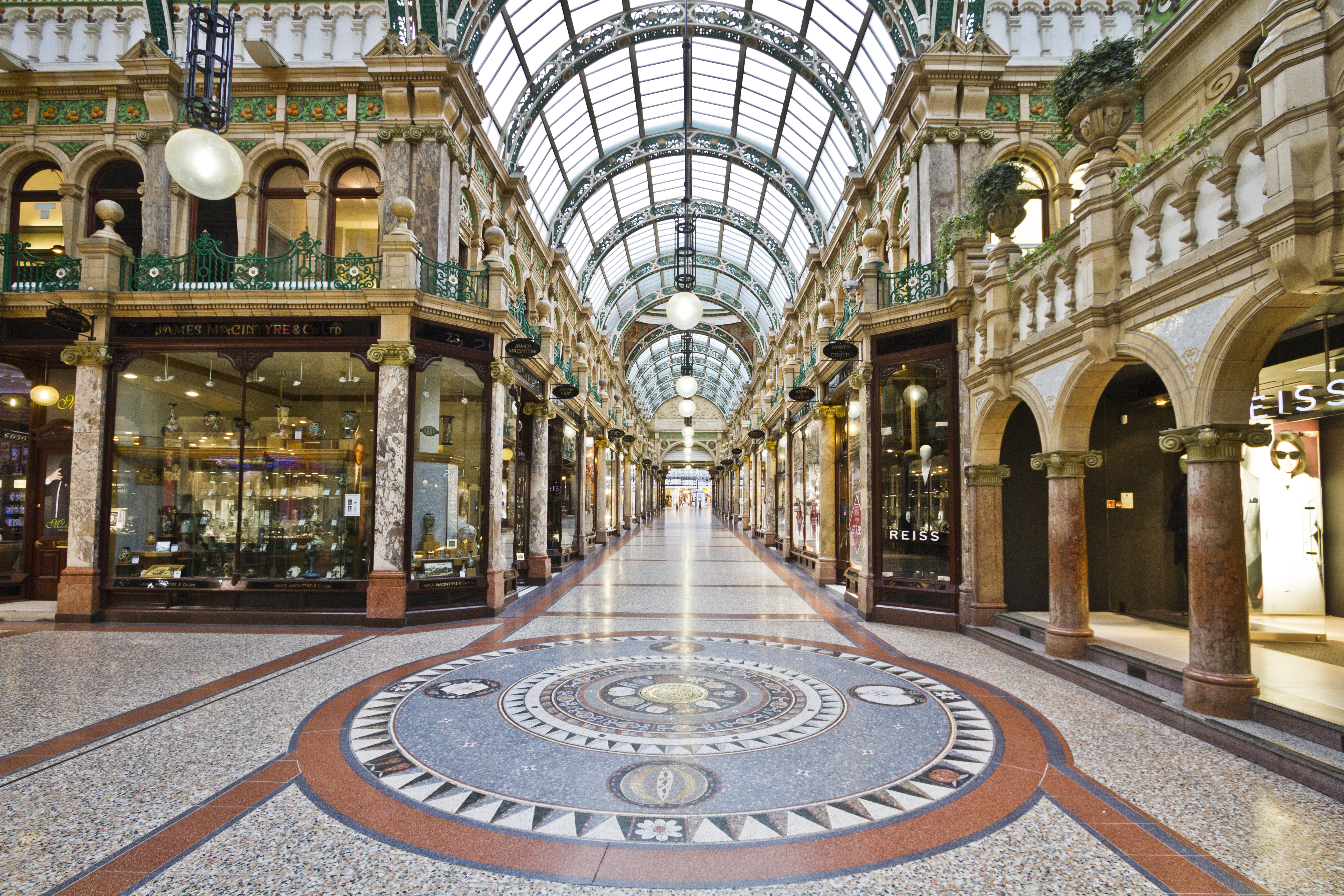 File County Arcade Victoria Quarter Leeds Jpg Wikimedia Commons