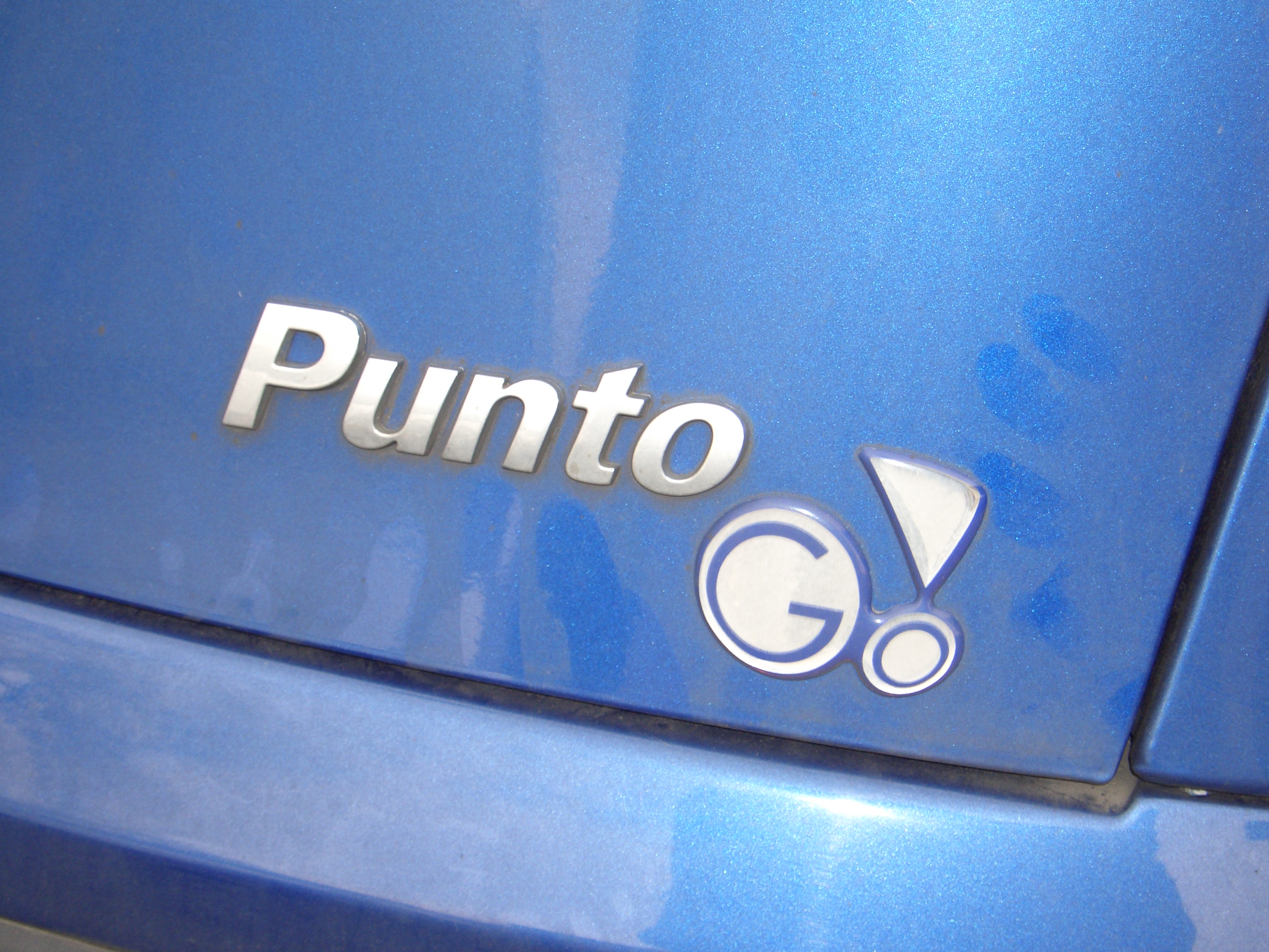 File:- ITALIA - Fiat Punto 188 Facelift.JPG - Wikimedia Commons