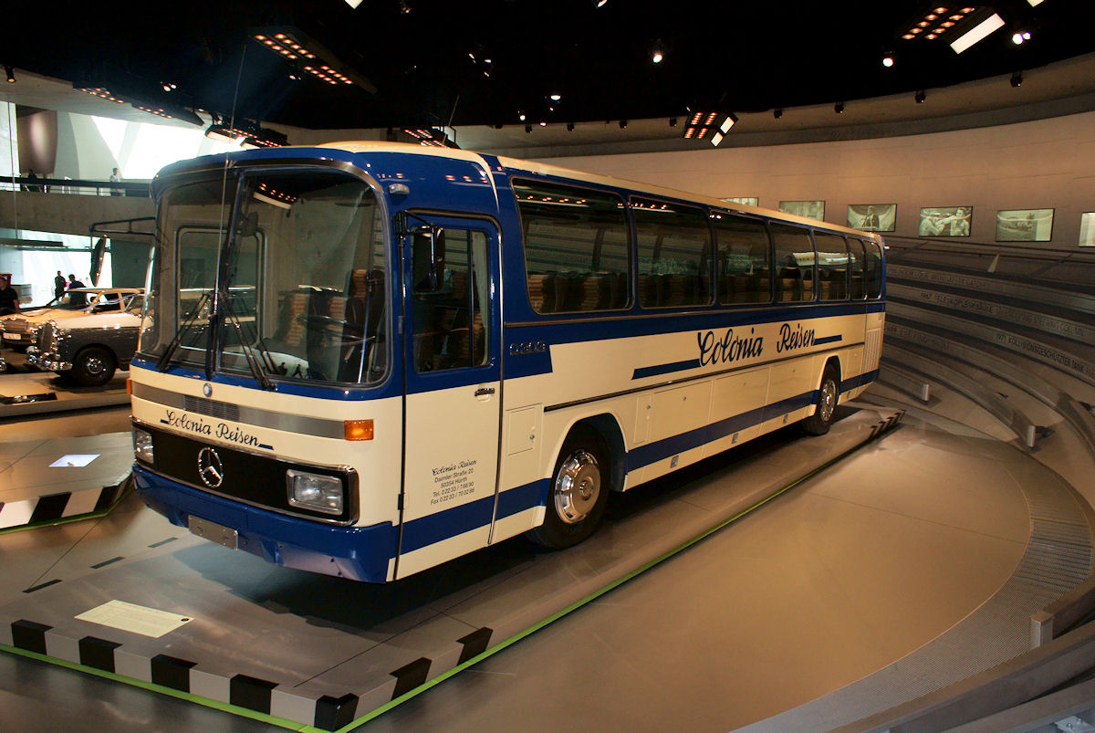 Mercedes Benz o303