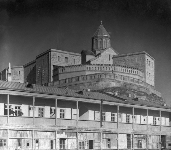 File:Metekhi Prison and Church. Sergei Mikhailovich Prokudin-Gorskii.jpg