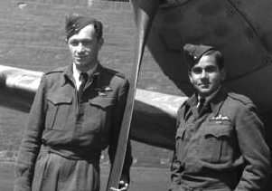 File:Plagis and Hancock, No. 64 Sqn RAF, at Hornchurch c1943.jpg