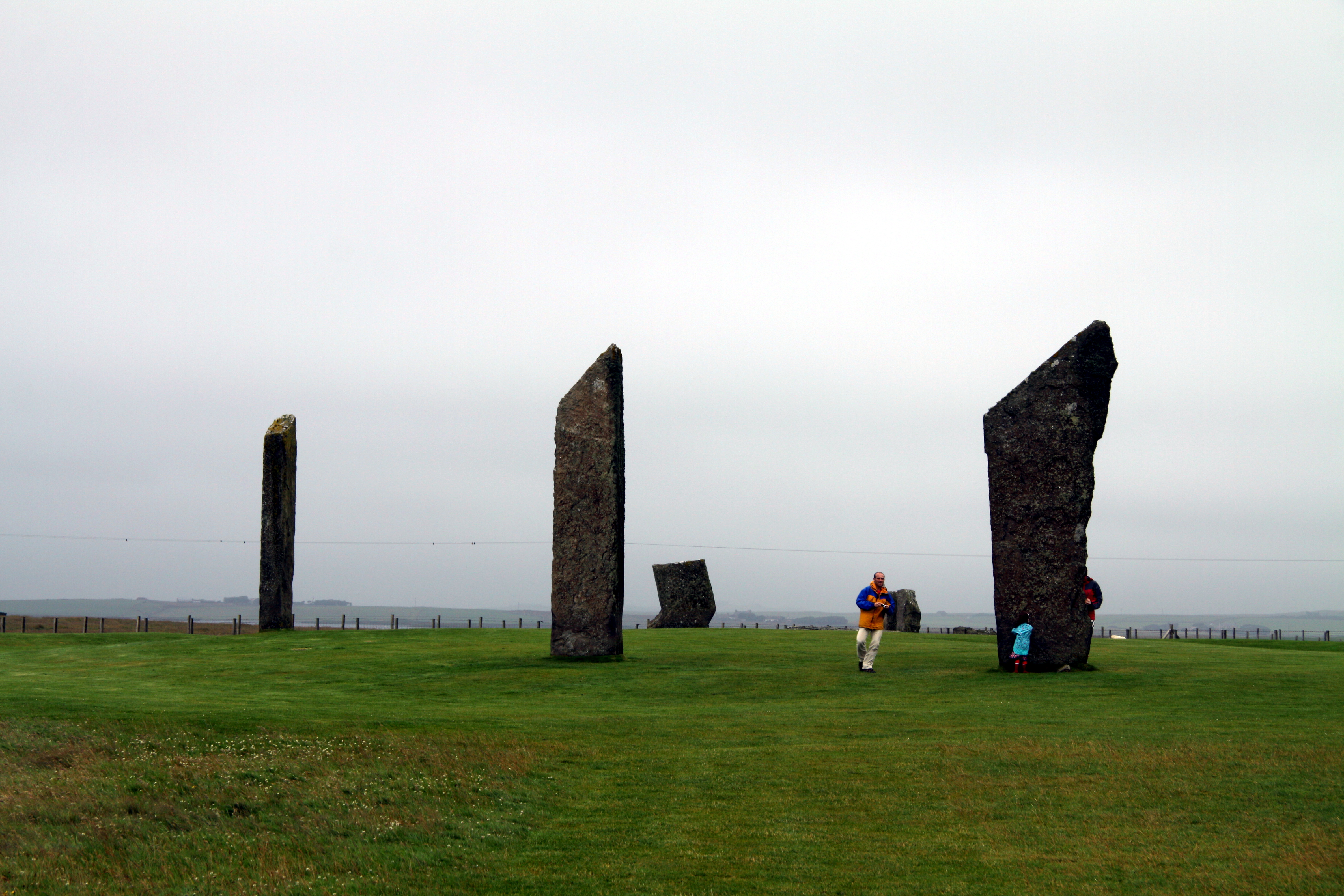 Standing stones. Мегалиты Стеннеса. Stone Stand.