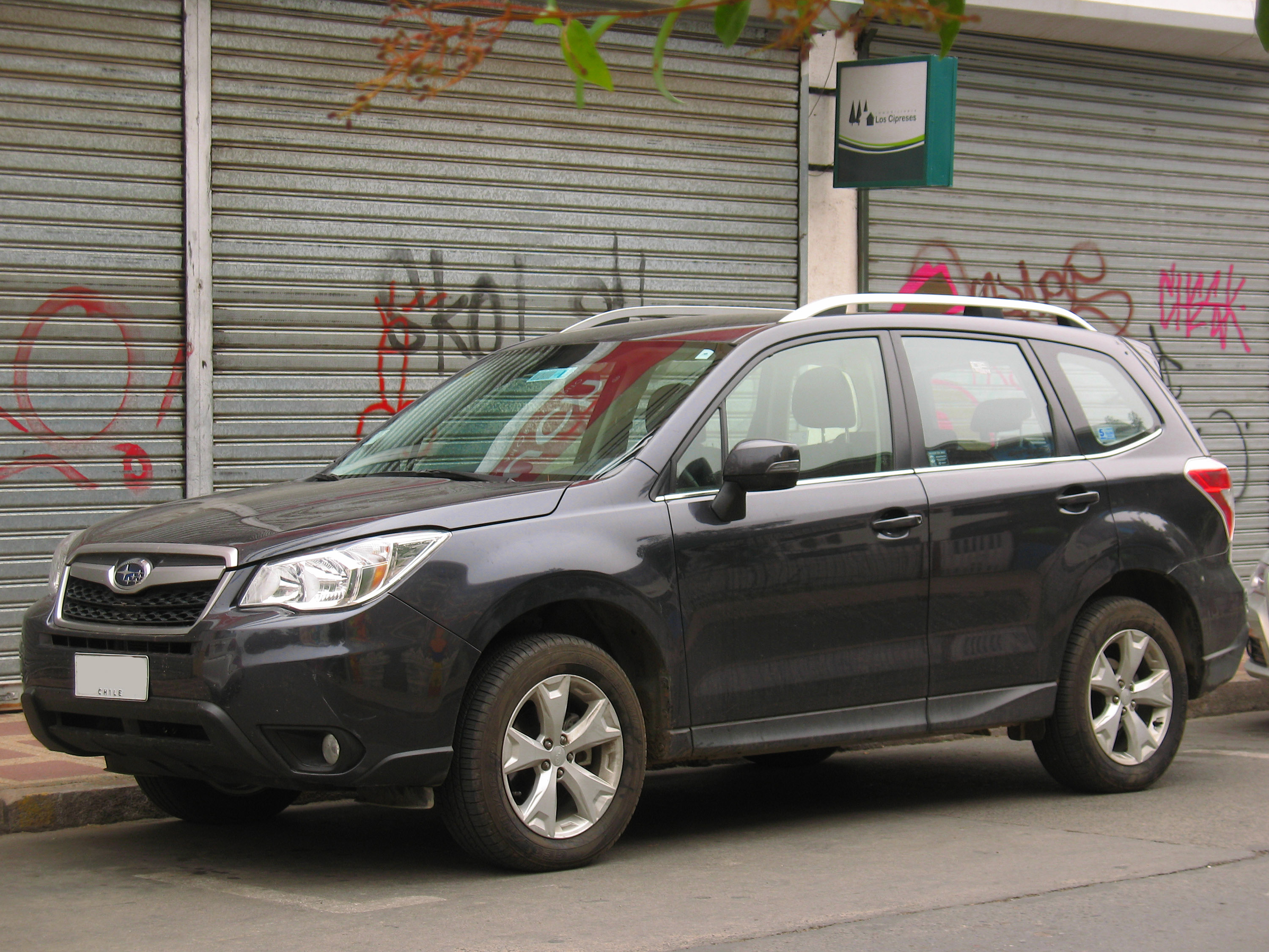 Fichier:Subaru Forester Genf 2019 1Y7A5496.jpg — Wikipédia