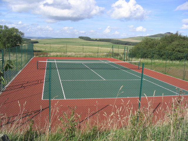 File:Tennis Court at Weensmoor - geograph.org.uk - 251821.jpg