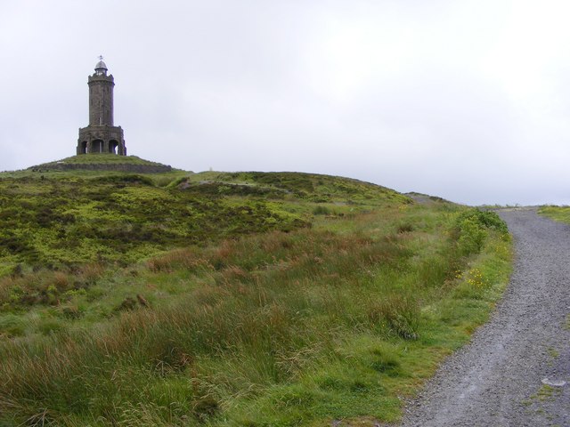 Tower Approach - geograph.org.uk - 1369752