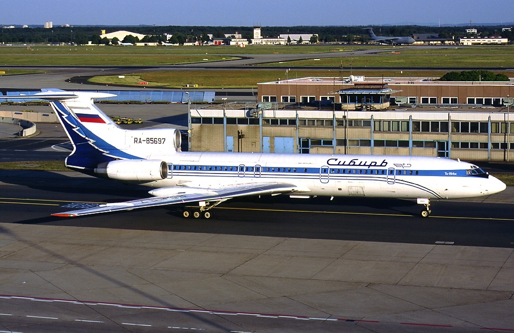 Tupolev Tu-154M, Siberia Airlines AN0241561.jpg