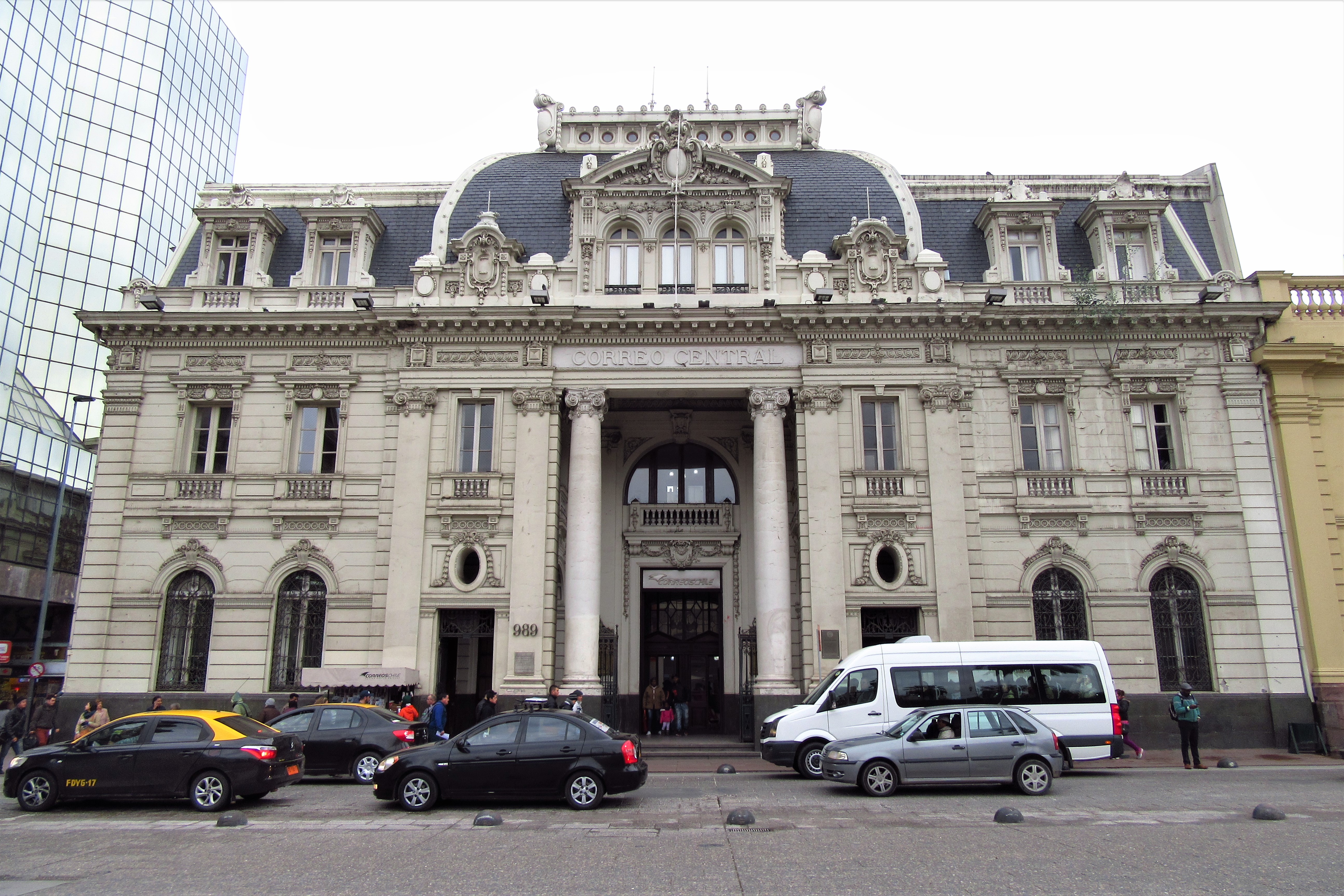 Central Post Office Building (Santiago) - Wikipedia
