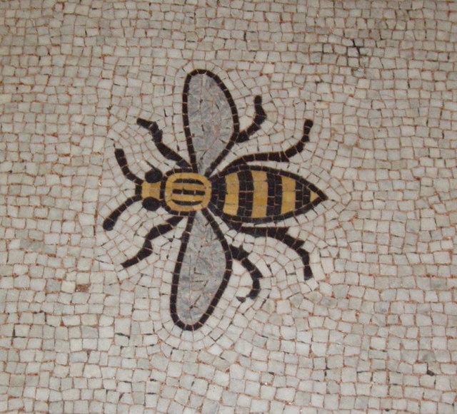 Bee mosaic in Manchester Town Hall floor - geograph.org.uk - 1128600