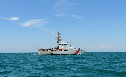 File:Coast-Guard-Cutter-Marlin.jpg