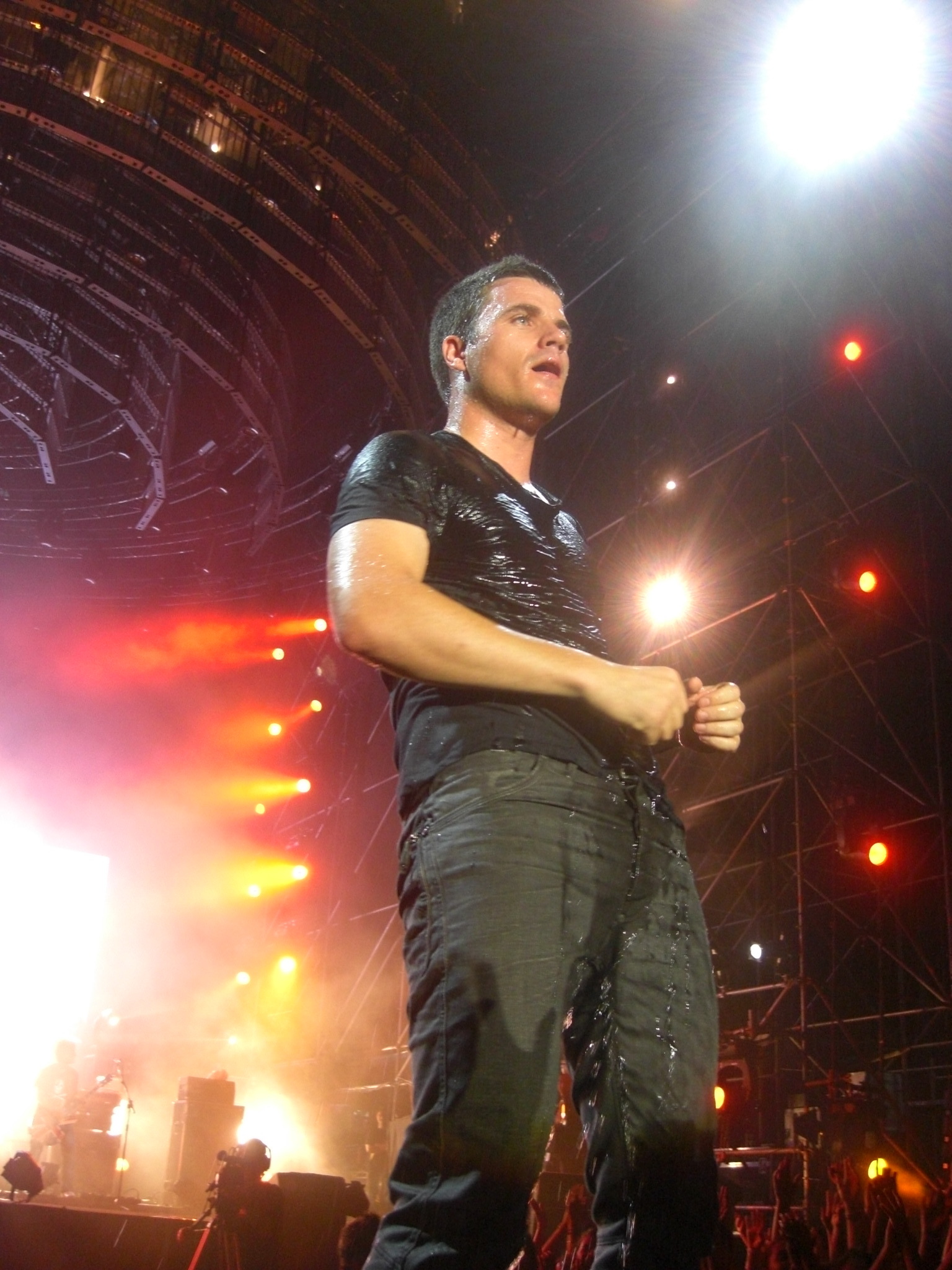 Dani Martín en un concierto de la gira de El Canto del Loco.