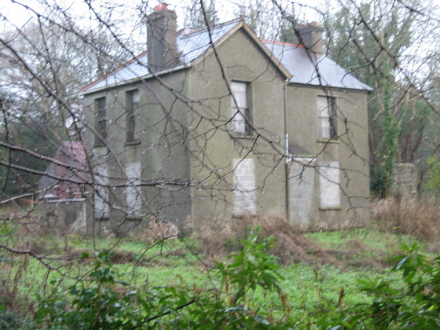 File:Derelict House - geograph.org.uk - 88498.jpg