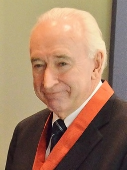 Jim McLay (cropped)